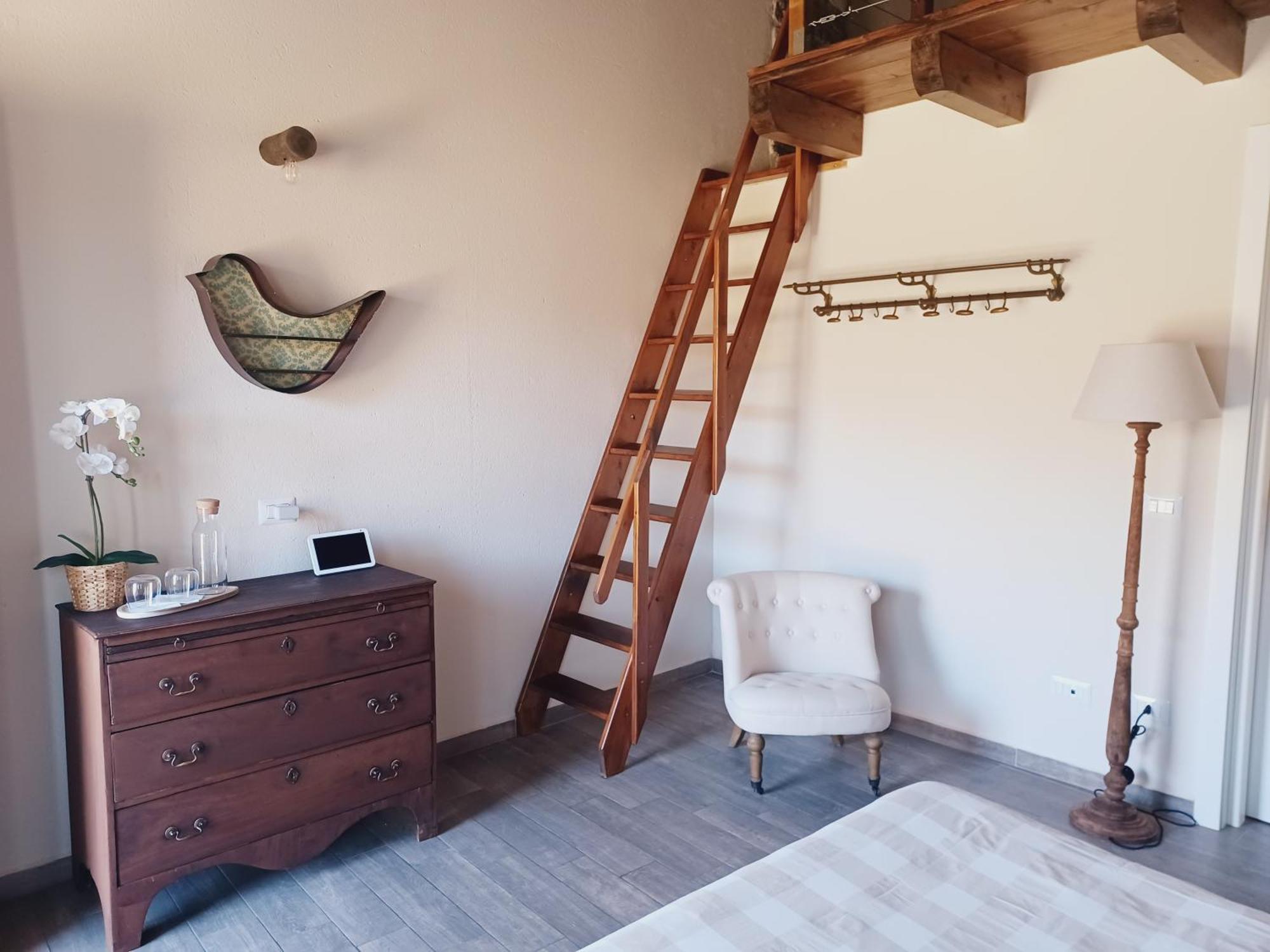 Country-Chic B&B "Il Pozzo E La Macina" Bardi Exterior photo